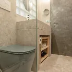 Apartman Da Vinci Design Station *